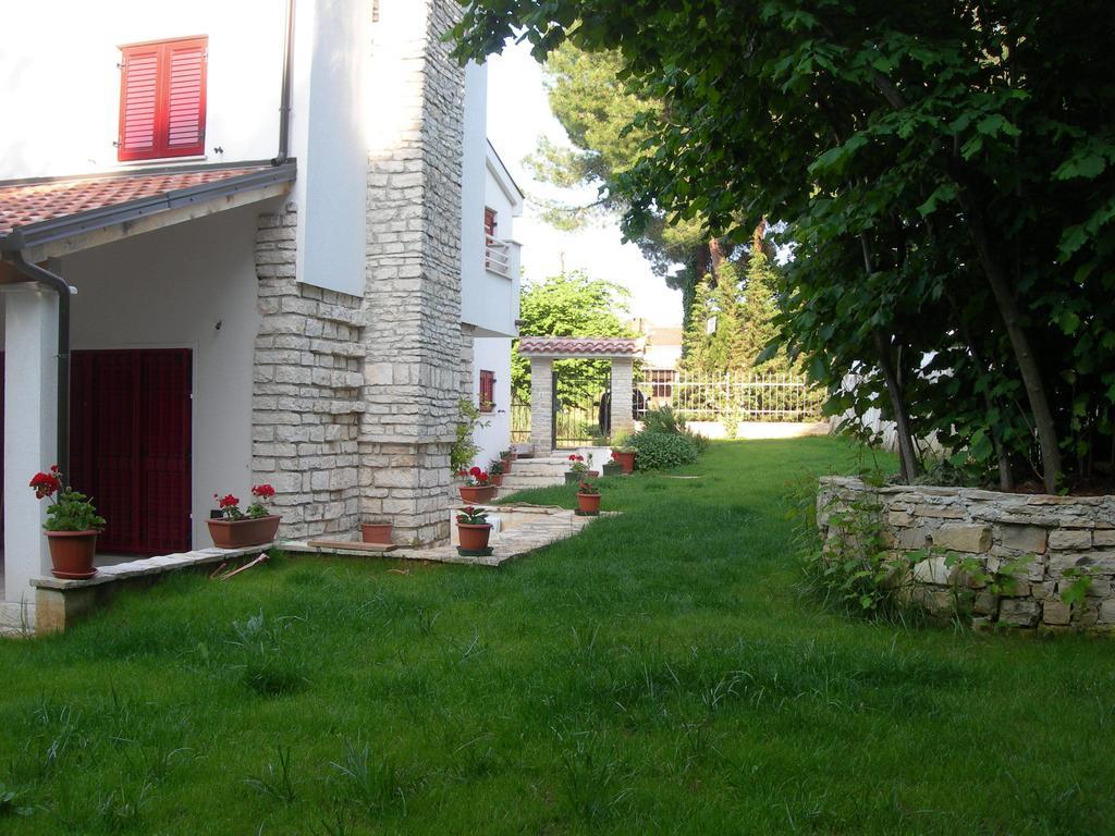 Holiday Home Sofia Poreč Rum bild